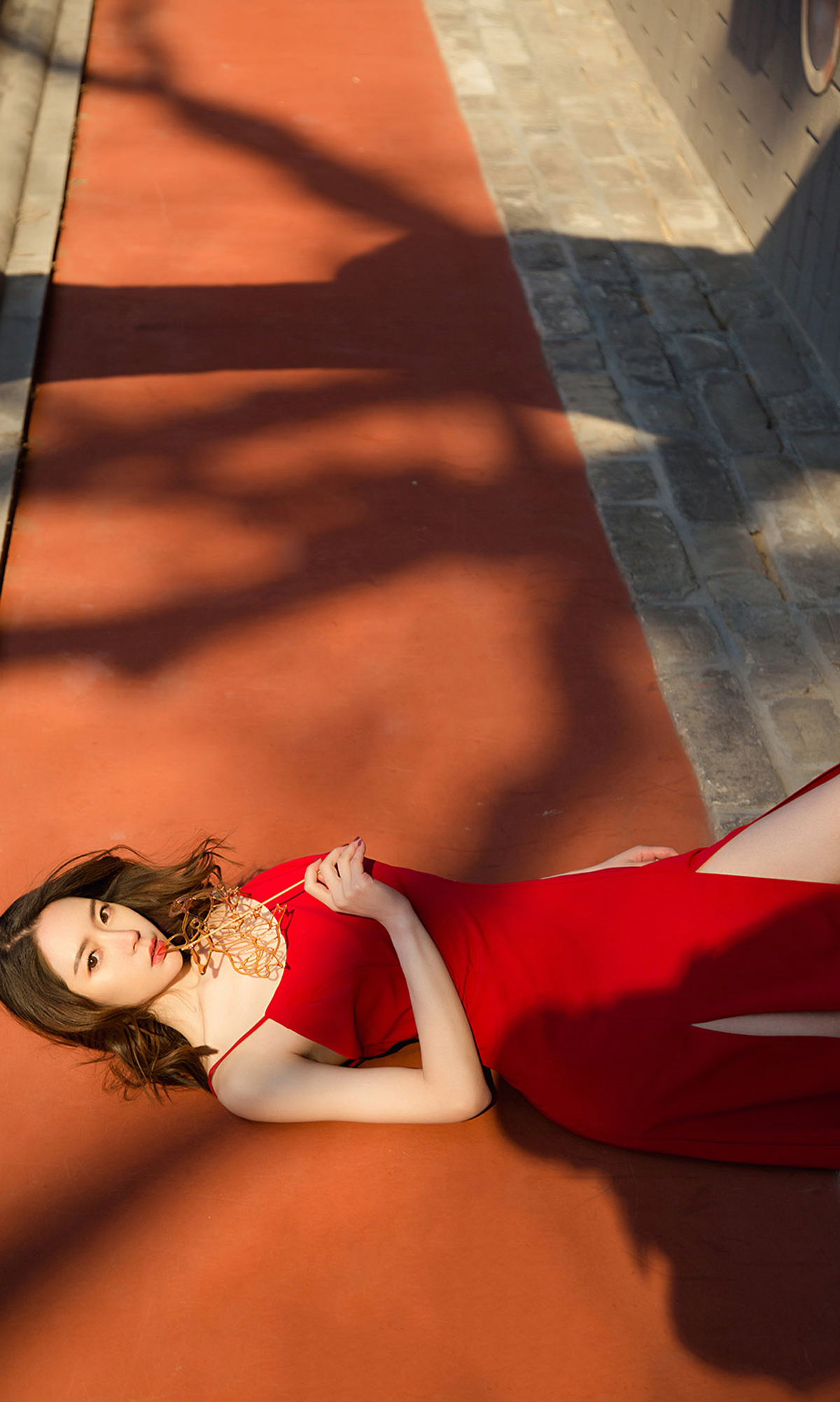 [Ugirls尤果网]爱尤物专辑 2019.05.01 No.1442 梦心玥 恍惚的感情